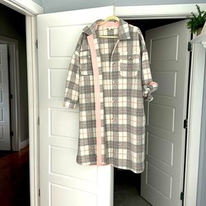 Anthropologie-If By Sea long flannel button down. Gray, cream and pink
